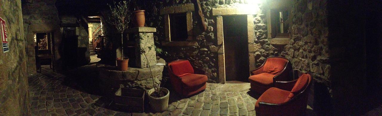Aux Prisons De Montagny Bed & Breakfast Montagny  Exterior photo